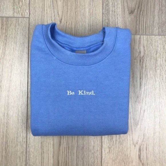 Blue Embroidered Crewneck Sweatshirt "Be Kind" - Picture 5 of 6